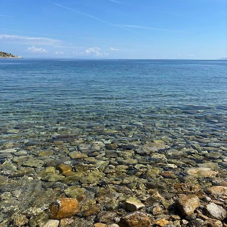 Attica Vacation Home Dhaskalion Bagian luar foto