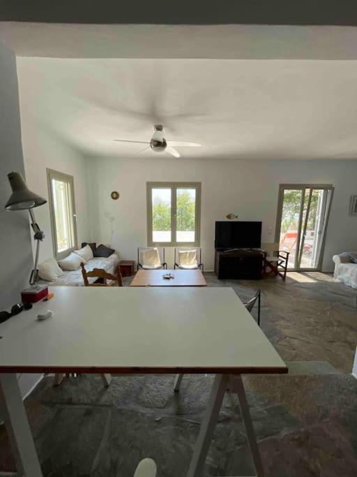Attica Vacation Home Dhaskalion Bagian luar foto