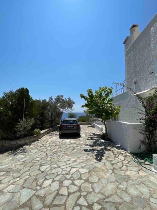 Attica Vacation Home Dhaskalion Bagian luar foto